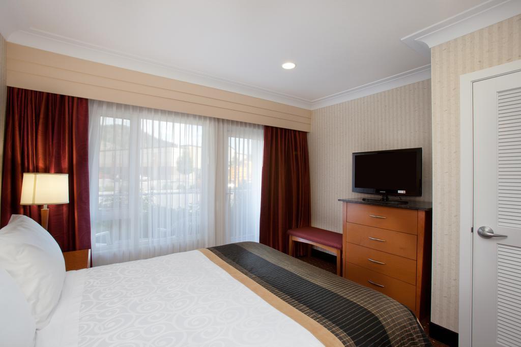 Best Western Plus Kelowna Hotel&Suites Zimmer foto